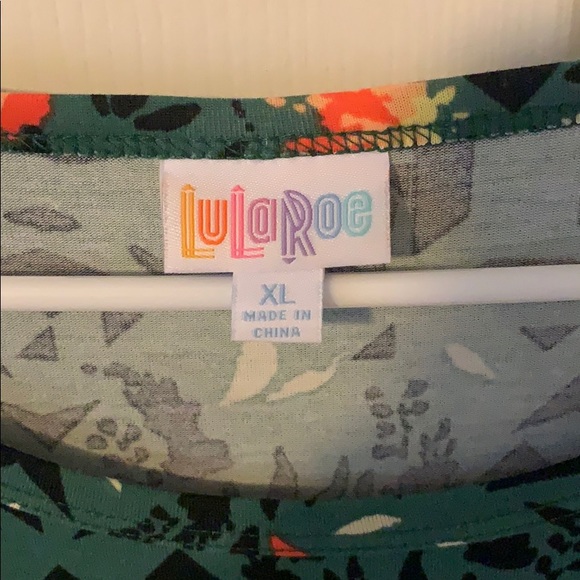 LuLaRoe Julia - Picture 2 of 3